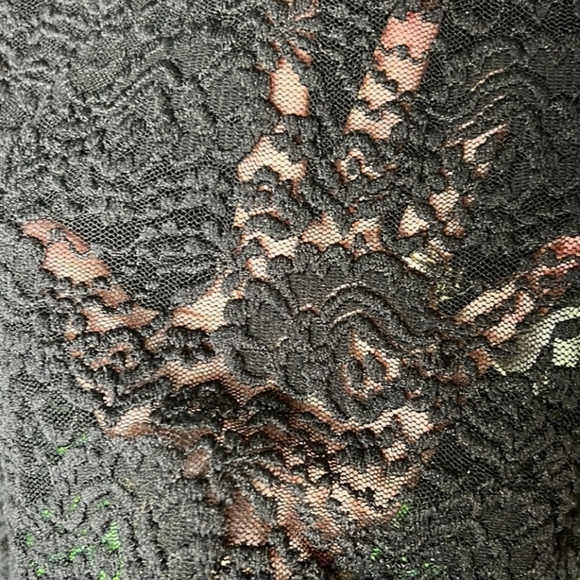 Urban Outfitters Kimchi Blue Lace Top - Picture 4 of 7